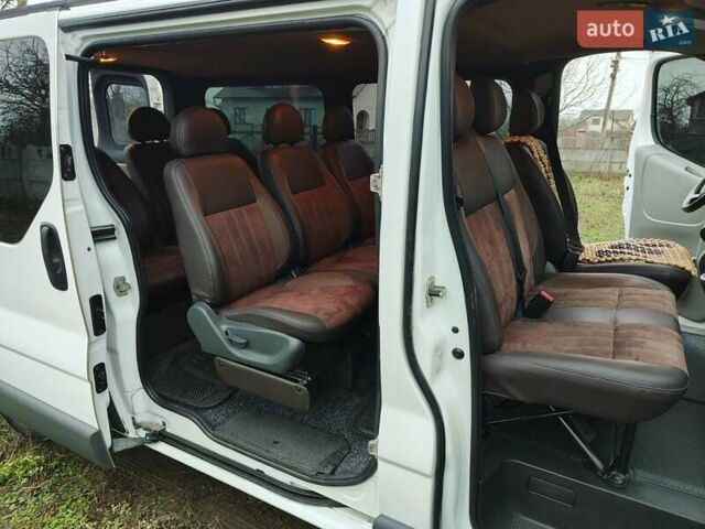 Белый Рено Трафик, объемом двигателя 2 л и пробегом 283 тыс. км за 14500 $, фото 10 на Automoto.ua