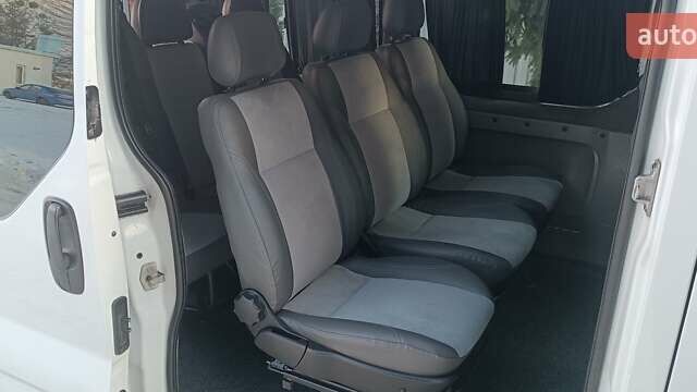 Белый Рено Трафик, объемом двигателя 2 л и пробегом 363 тыс. км за 13350 $, фото 41 на Automoto.ua