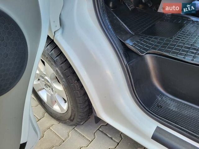 Білий Рено Трафік, об'ємом двигуна 2 л та пробігом 283 тис. км за 14700 $, фото 107 на Automoto.ua
