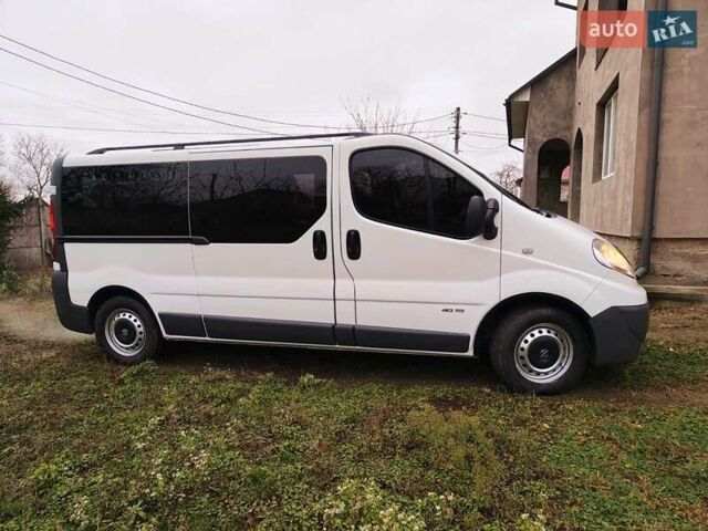Белый Рено Трафик, объемом двигателя 2 л и пробегом 283 тыс. км за 14500 $, фото 5 на Automoto.ua