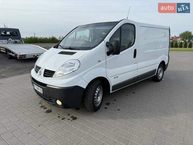 Белый Рено Трафик, объемом двигателя 2 л и пробегом 245 тыс. км за 8950 $, фото 5 на Automoto.ua