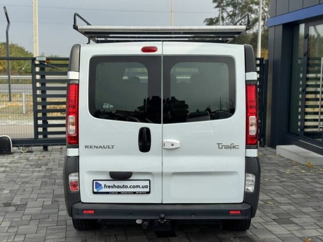 Белый Рено Трафик, объемом двигателя 2 л и пробегом 193 тыс. км за 15500 $, фото 11 на Automoto.ua