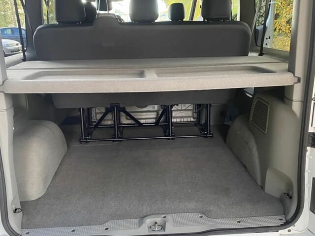 Білий Рено Трафік, об'ємом двигуна 2 л та пробігом 209 тис. км за 8900 $, фото 6 на Automoto.ua