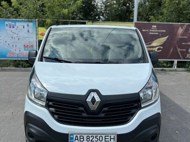 Білий Рено Трафік, об'ємом двигуна 1.6 л та пробігом 205 тис. км за 13600 $, фото 2 на Automoto.ua