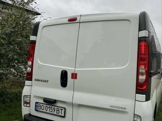 Белый Рено Трафик, объемом двигателя 0 л и пробегом 183 тыс. км за 14500 $, фото 6 на Automoto.ua