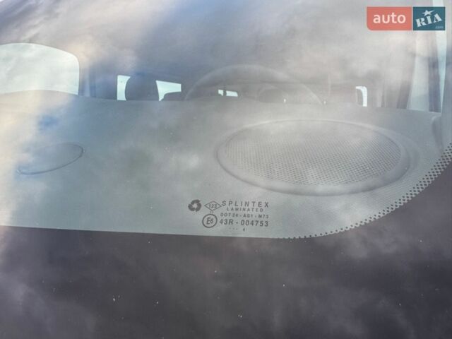 Білий Рено Трафік, об'ємом двигуна 2 л та пробігом 285 тис. км за 14850 $, фото 67 на Automoto.ua