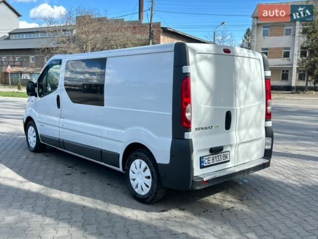 Білий Рено Трафік, об'ємом двигуна 2 л та пробігом 243 тис. км за 13200 $, фото 5 на Automoto.ua
