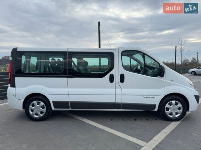 Білий Рено Трафік, об'ємом двигуна 2 л та пробігом 285 тис. км за 14850 $, фото 3 на Automoto.ua