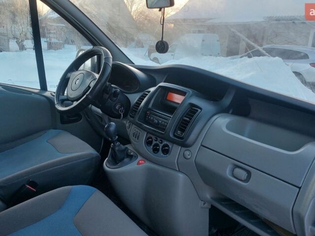 Білий Рено Трафік, об'ємом двигуна 2 л та пробігом 392 тис. км за 10500 $, фото 10 на Automoto.ua