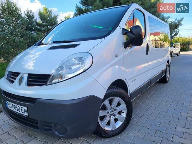 Білий Рено Трафік, об'ємом двигуна 2 л та пробігом 283 тис. км за 14700 $, фото 2 на Automoto.ua