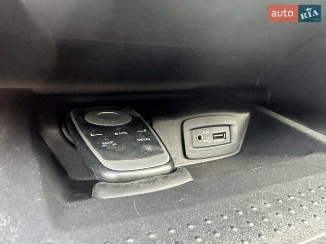 Белый Рено Трафик, объемом двигателя 2 л и пробегом 189 тыс. км за 13600 $, фото 64 на Automoto.ua