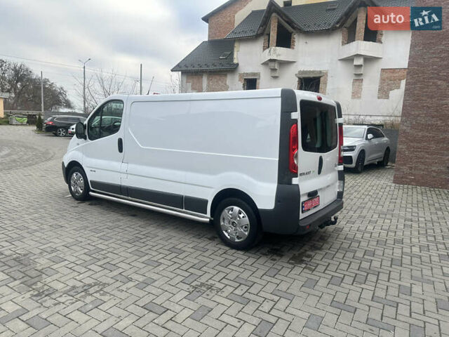 Белый Рено Трафик, объемом двигателя 2 л и пробегом 189 тыс. км за 13600 $, фото 27 на Automoto.ua