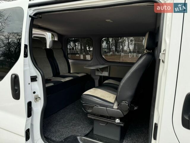 Белый Рено Трафик, объемом двигателя 2 л и пробегом 203 тыс. км за 13999 $, фото 29 на Automoto.ua