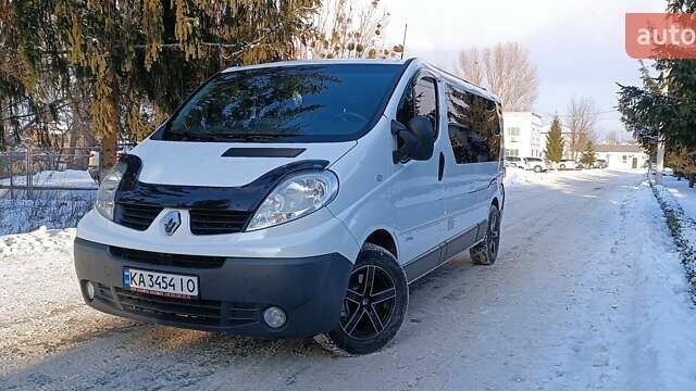 Белый Рено Трафик, объемом двигателя 2 л и пробегом 363 тыс. км за 13350 $, фото 21 на Automoto.ua