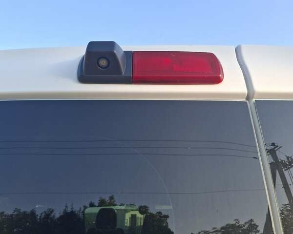 Білий Рено Трафік, об'ємом двигуна 1.6 л та пробігом 202 тис. км за 16800 $, фото 9 на Automoto.ua