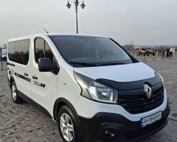 Белый Рено Трафик, объемом двигателя 1.6 л и пробегом 286 тыс. км за 14900 $, фото 5 на Automoto.ua