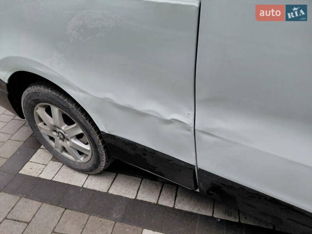 Белый Рено Трафик, объемом двигателя 1.6 л и пробегом 317 тыс. км за 13700 $, фото 4 на Automoto.ua