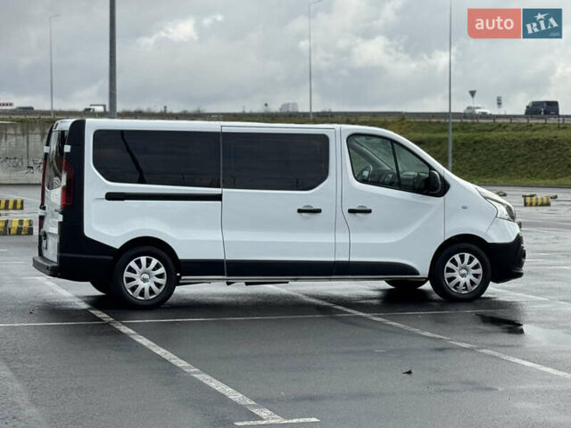 Белый Рено Трафик, объемом двигателя 1.6 л и пробегом 217 тыс. км за 13700 $, фото 9 на Automoto.ua
