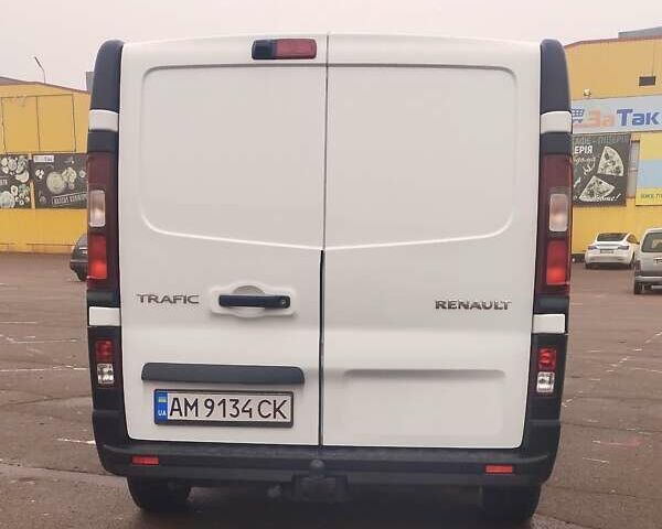 Белый Рено Трафик, объемом двигателя 1.6 л и пробегом 220 тыс. км за 11900 $, фото 6 на Automoto.ua