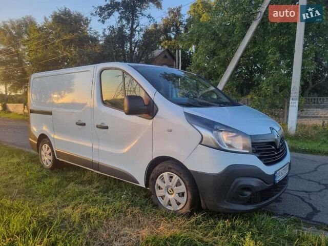 Білий Рено Трафік, об'ємом двигуна 1.6 л та пробігом 266 тис. км за 11500 $, фото 5 на Automoto.ua