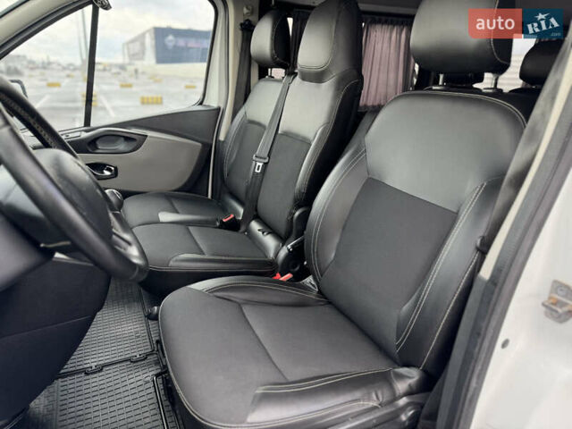 Белый Рено Трафик, объемом двигателя 1.6 л и пробегом 217 тыс. км за 13700 $, фото 50 на Automoto.ua