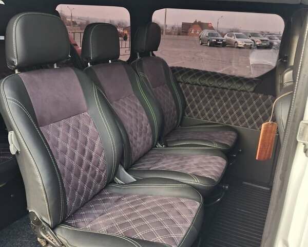 Белый Рено Трафик, объемом двигателя 1.6 л и пробегом 286 тыс. км за 14900 $, фото 25 на Automoto.ua