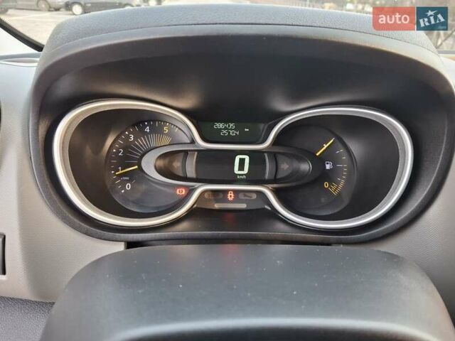 Белый Рено Трафик, объемом двигателя 1.6 л и пробегом 286 тыс. км за 14900 $, фото 18 на Automoto.ua