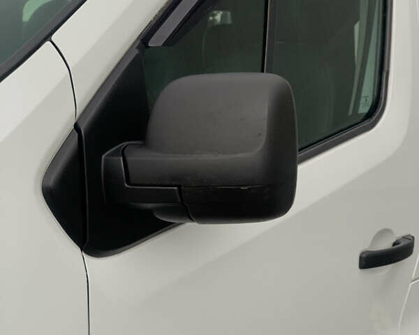 Белый Рено Трафик, объемом двигателя 1.6 л и пробегом 160 тыс. км за 14950 $, фото 9 на Automoto.ua