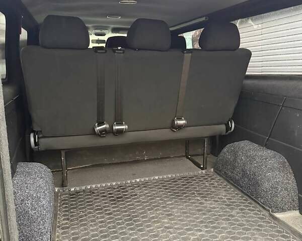 Белый Рено Трафик, объемом двигателя 1.6 л и пробегом 155 тыс. км за 16300 $, фото 7 на Automoto.ua