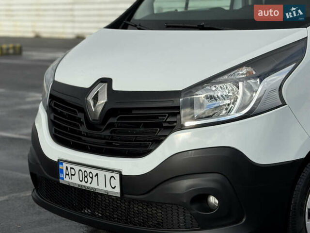 Белый Рено Трафик, объемом двигателя 1.6 л и пробегом 217 тыс. км за 13700 $, фото 38 на Automoto.ua