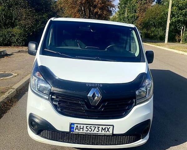Білий Рено Трафік, об'ємом двигуна 1.6 л та пробігом 234 тис. км за 15200 $, фото 5 на Automoto.ua