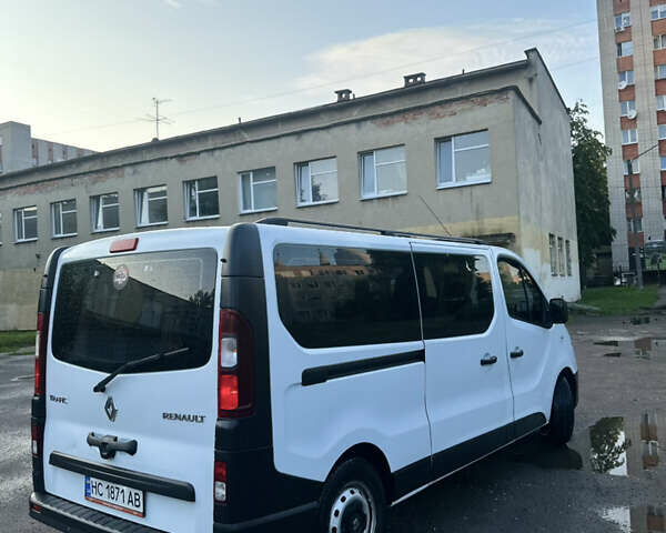 Білий Рено Трафік, об'ємом двигуна 1.6 л та пробігом 275 тис. км за 16000 $, фото 6 на Automoto.ua