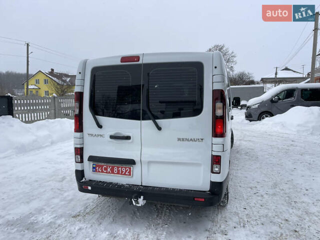 Белый Рено Трафик, объемом двигателя 1.6 л и пробегом 263 тыс. км за 14250 $, фото 4 на Automoto.ua