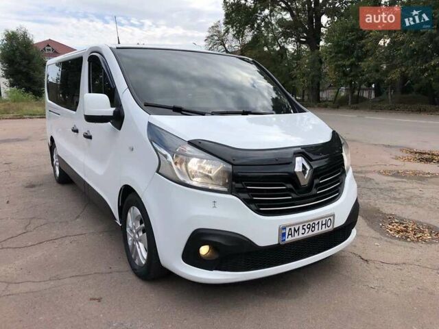 Белый Рено Трафик, объемом двигателя 1.6 л и пробегом 245 тыс. км за 15500 $, фото 5 на Automoto.ua