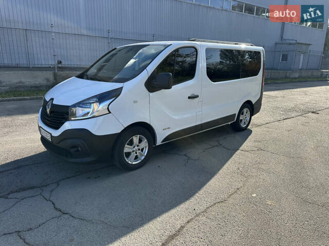 Білий Рено Трафік, об'ємом двигуна 1.6 л та пробігом 261 тис. км за 13700 $, фото 16 на Automoto.ua