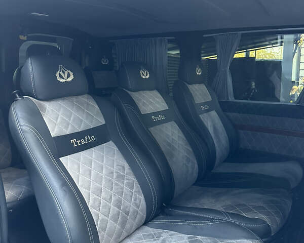 Білий Рено Трафік, об'ємом двигуна 1.6 л та пробігом 261 тис. км за 13700 $, фото 2 на Automoto.ua