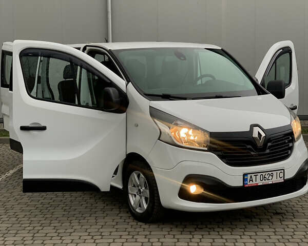 Белый Рено Трафик, объемом двигателя 1.6 л и пробегом 160 тыс. км за 14950 $, фото 11 на Automoto.ua