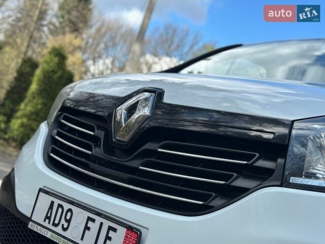 Белый Рено Трафик, объемом двигателя 1.6 л и пробегом 216 тыс. км за 14750 $, фото 22 на Automoto.ua