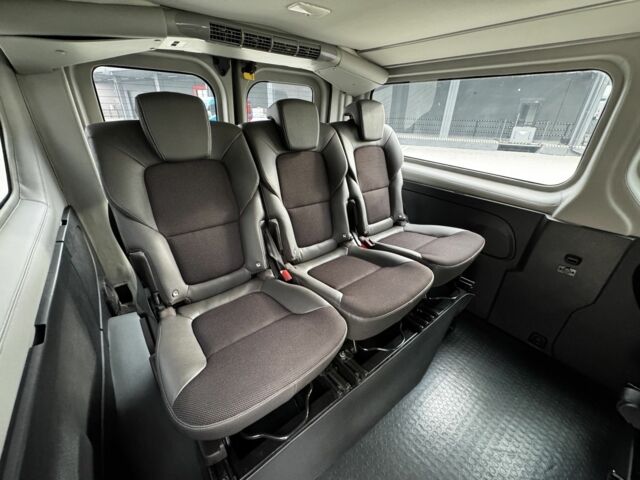 Белый Рено Трафик, объемом двигателя 1.6 л и пробегом 78 тыс. км за 19800 $, фото 6 на Automoto.ua