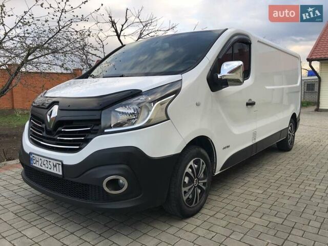 Белый Рено Трафик, объемом двигателя 1.6 л и пробегом 298 тыс. км за 12500 $, фото 25 на Automoto.ua