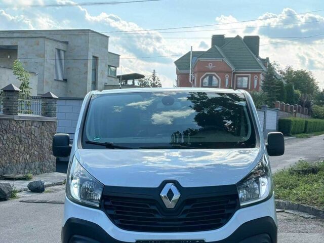 Белый Рено Трафик, объемом двигателя 1.6 л и пробегом 262 тыс. км за 13700 $, фото 9 на Automoto.ua