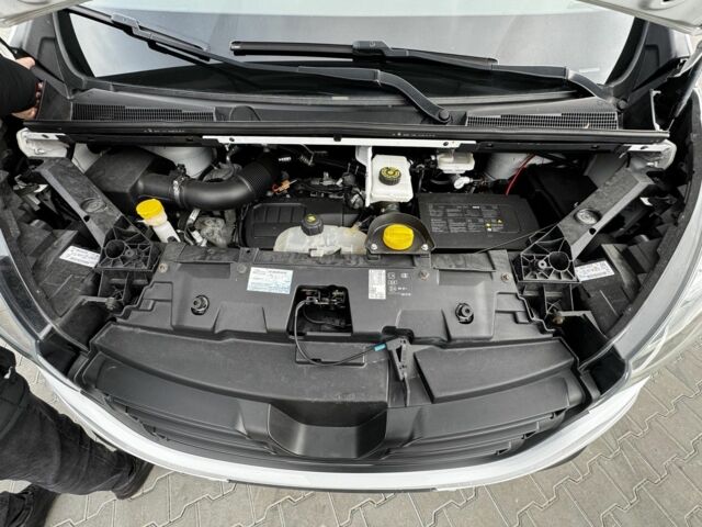 Белый Рено Трафик, объемом двигателя 1.6 л и пробегом 78 тыс. км за 19800 $, фото 5 на Automoto.ua