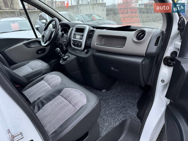 Білий Рено Трафік, об'ємом двигуна 1.6 л та пробігом 287 тис. км за 14200 $, фото 22 на Automoto.ua