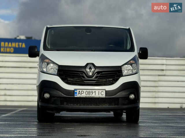 Белый Рено Трафик, объемом двигателя 1.6 л и пробегом 217 тыс. км за 13700 $, фото 4 на Automoto.ua