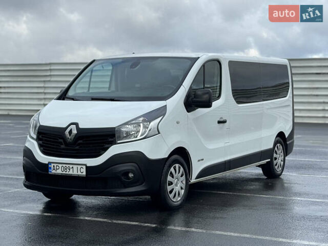 Белый Рено Трафик, объемом двигателя 1.6 л и пробегом 217 тыс. км за 13700 $, фото 18 на Automoto.ua