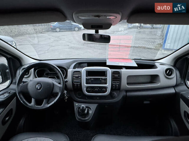 Білий Рено Трафік, об'ємом двигуна 1.6 л та пробігом 287 тис. км за 14200 $, фото 25 на Automoto.ua
