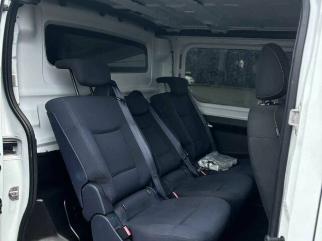 Белый Рено Трафик, объемом двигателя 1.6 л и пробегом 262 тыс. км за 13700 $, фото 8 на Automoto.ua