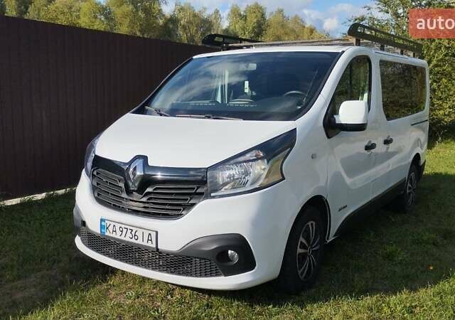 Білий Рено Трафік, об'ємом двигуна 1.6 л та пробігом 300 тис. км за 14000 $, фото 3 на Automoto.ua