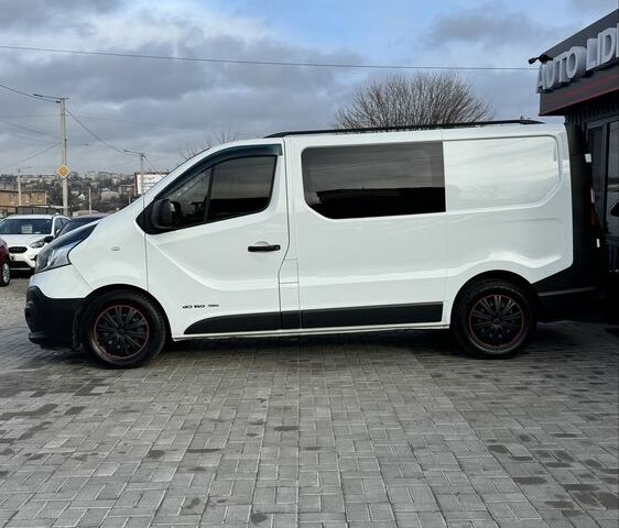 Білий Рено Трафік, об'ємом двигуна 1.6 л та пробігом 222 тис. км за 15800 $, фото 8 на Automoto.ua