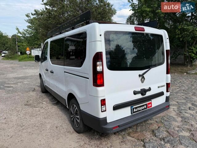 Білий Рено Трафік, об'ємом двигуна 1.6 л та пробігом 300 тис. км за 12490 $, фото 7 на Automoto.ua